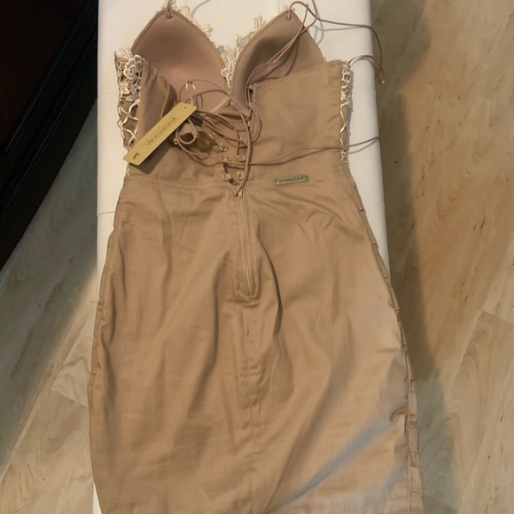 Brasilean dress - Picture 2 of 2